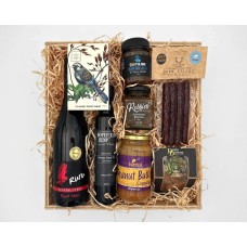 Large Scrumptious Southland Gift Box Pinot Noir